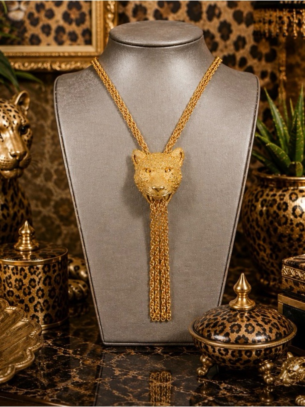CROWN TRIFARI Rare 1960 Vintage Jaguar Tassel Statement Necklace